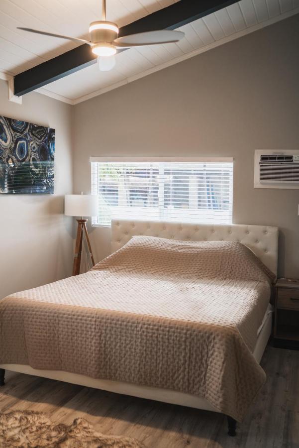 Spacious 2 Bedroom Beach House With King Suite Waianae Extérieur photo
