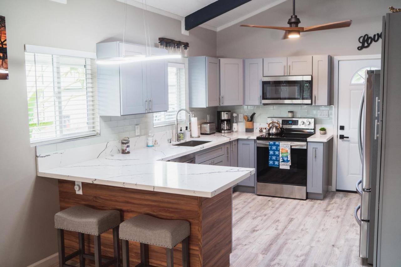 Spacious 2 Bedroom Beach House With King Suite Waianae Extérieur photo