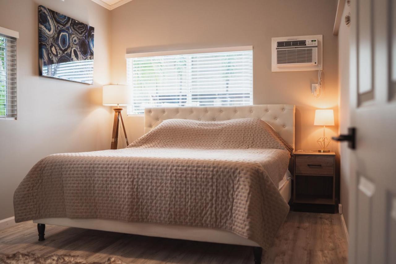 Spacious 2 Bedroom Beach House With King Suite Waianae Extérieur photo